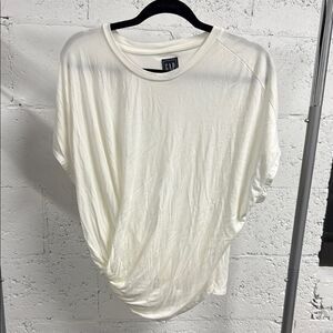 GAP White Shirt - Pinched Bottom - Size Medium - Like New Oversized